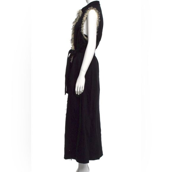 Elegant Black Sleeveless Dress with Fringe Detail - Picture 2 of 3